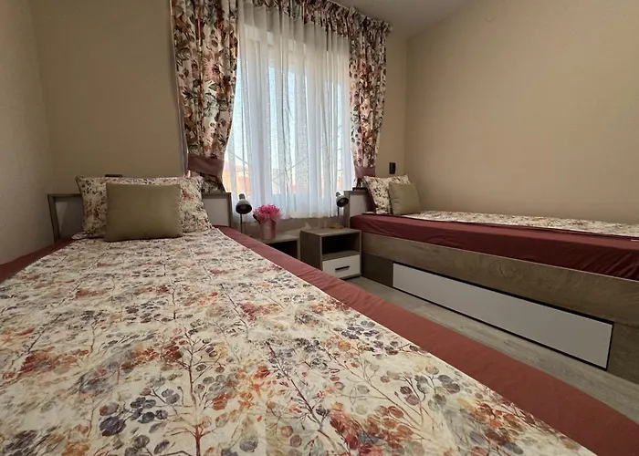 Kamberovi House къща камберови Сasa de vacaciones