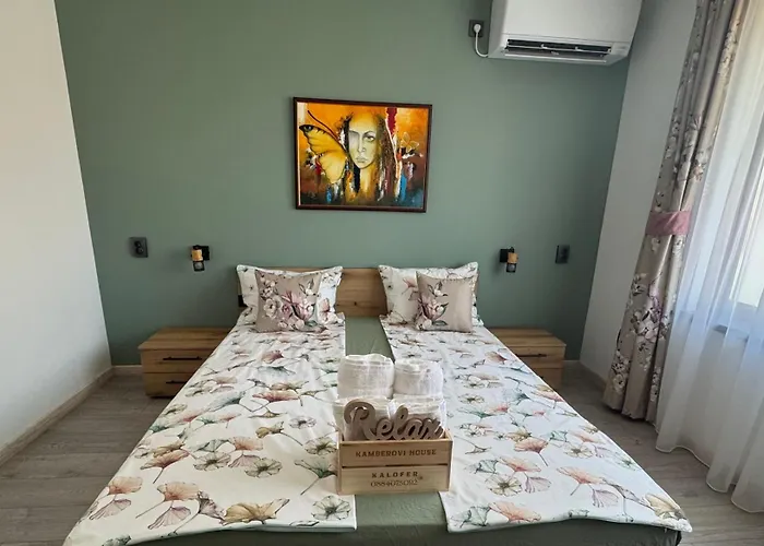 Kamberovi House къща камберови Сasa de vacaciones *